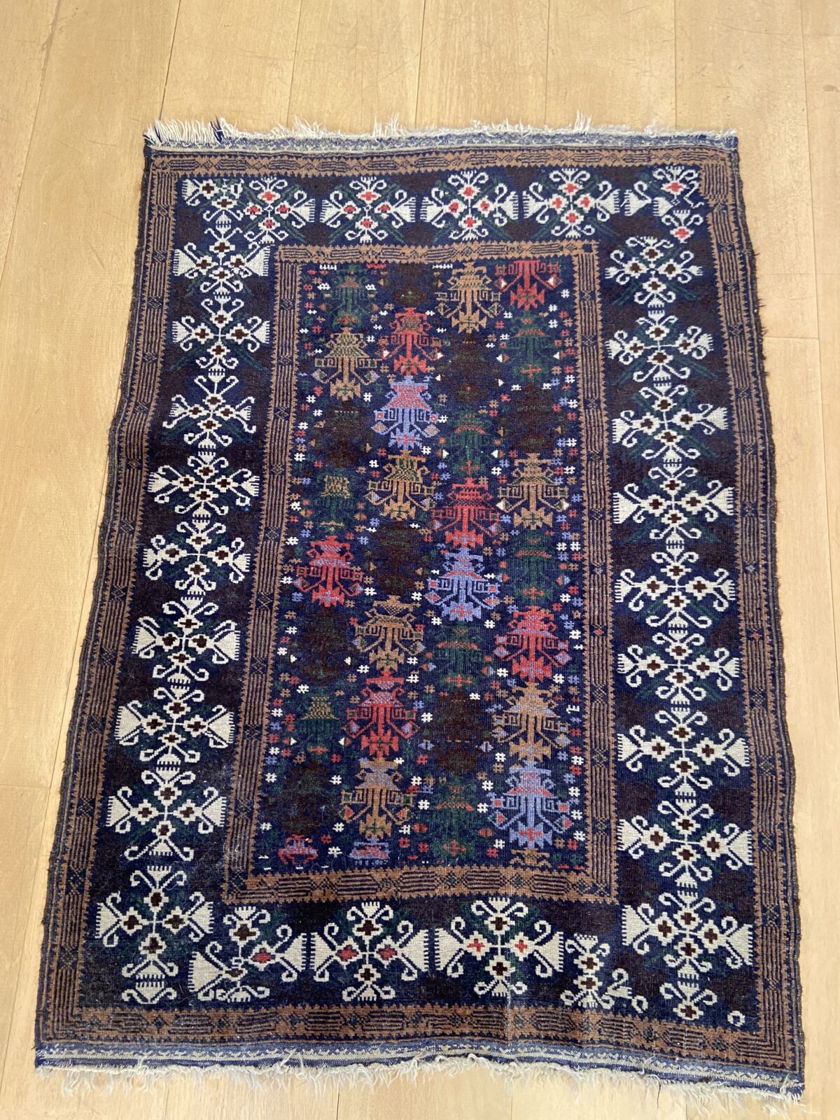 Tapijt uit Afghanistan – antiek