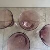 Glazen drinkglazen met gelobde voet