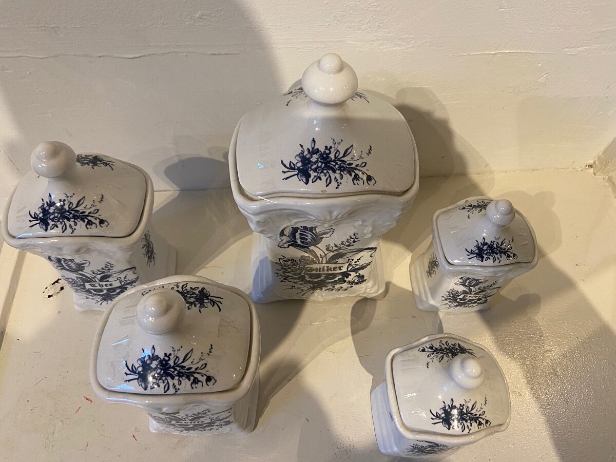 Set van 5 Delfts aardewerken potten - Afbeelding 3