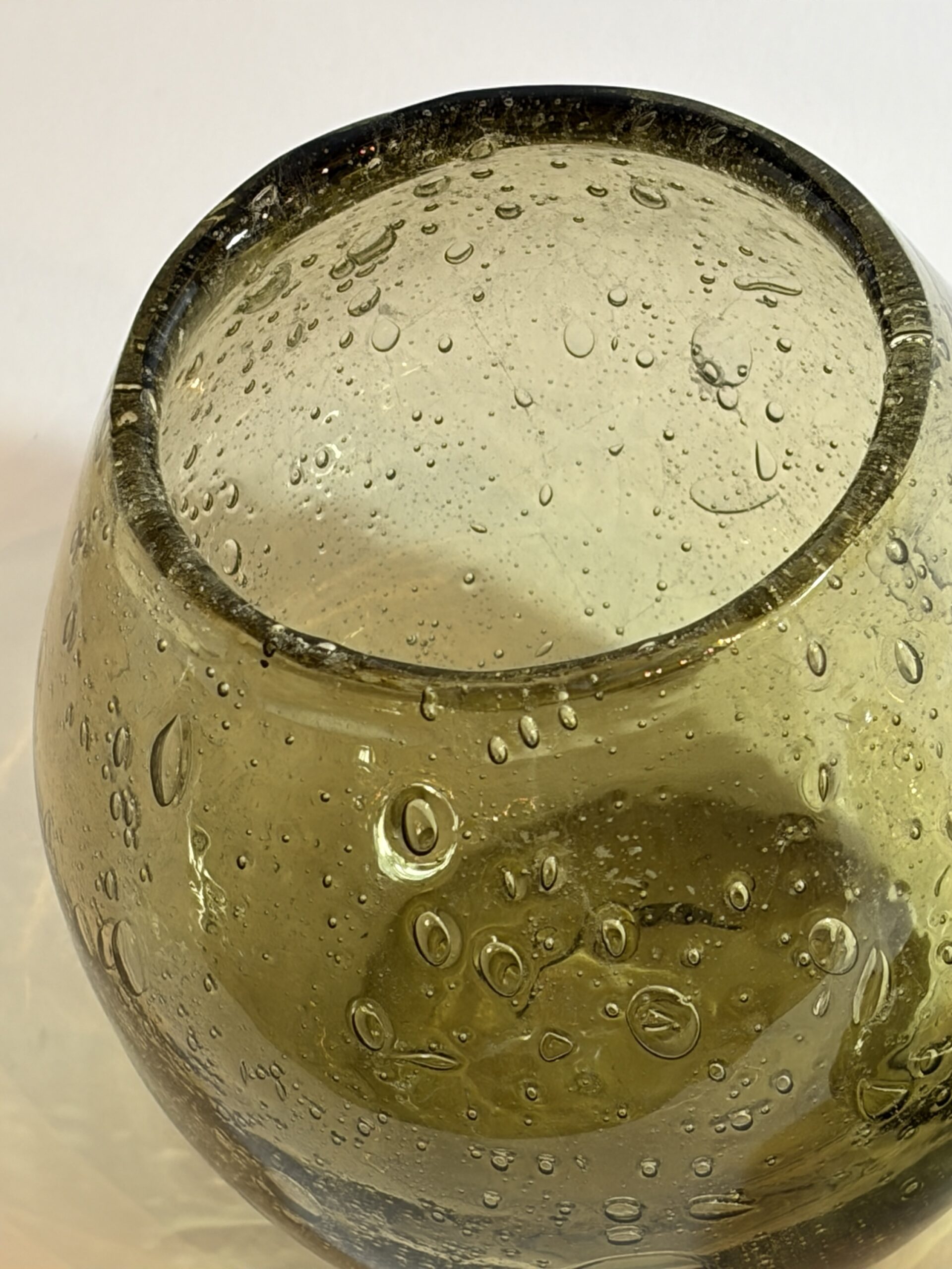 Vintage bullé glazen bonbonnière met deksel — vermoedelijk Biot, Frankrijk - Afbeelding 10