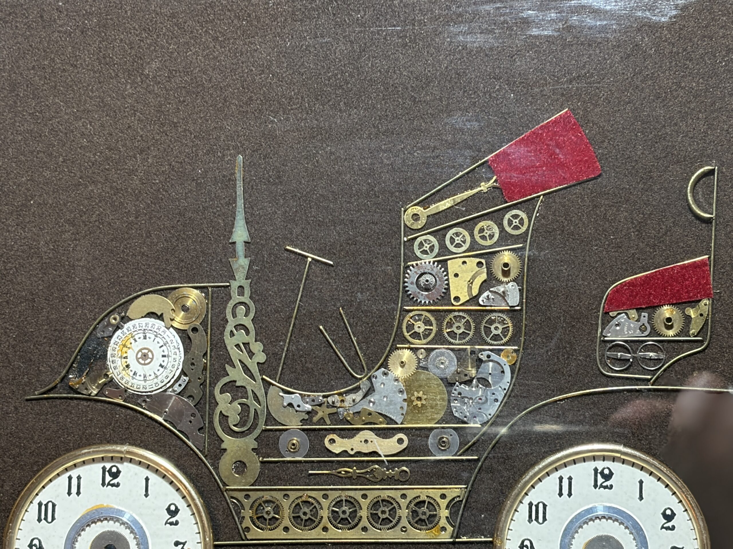 L. Kersh of London – Horological Collage "Renault" – vintage assemblagekunst van uurwerkonderdelen - Afbeelding 4