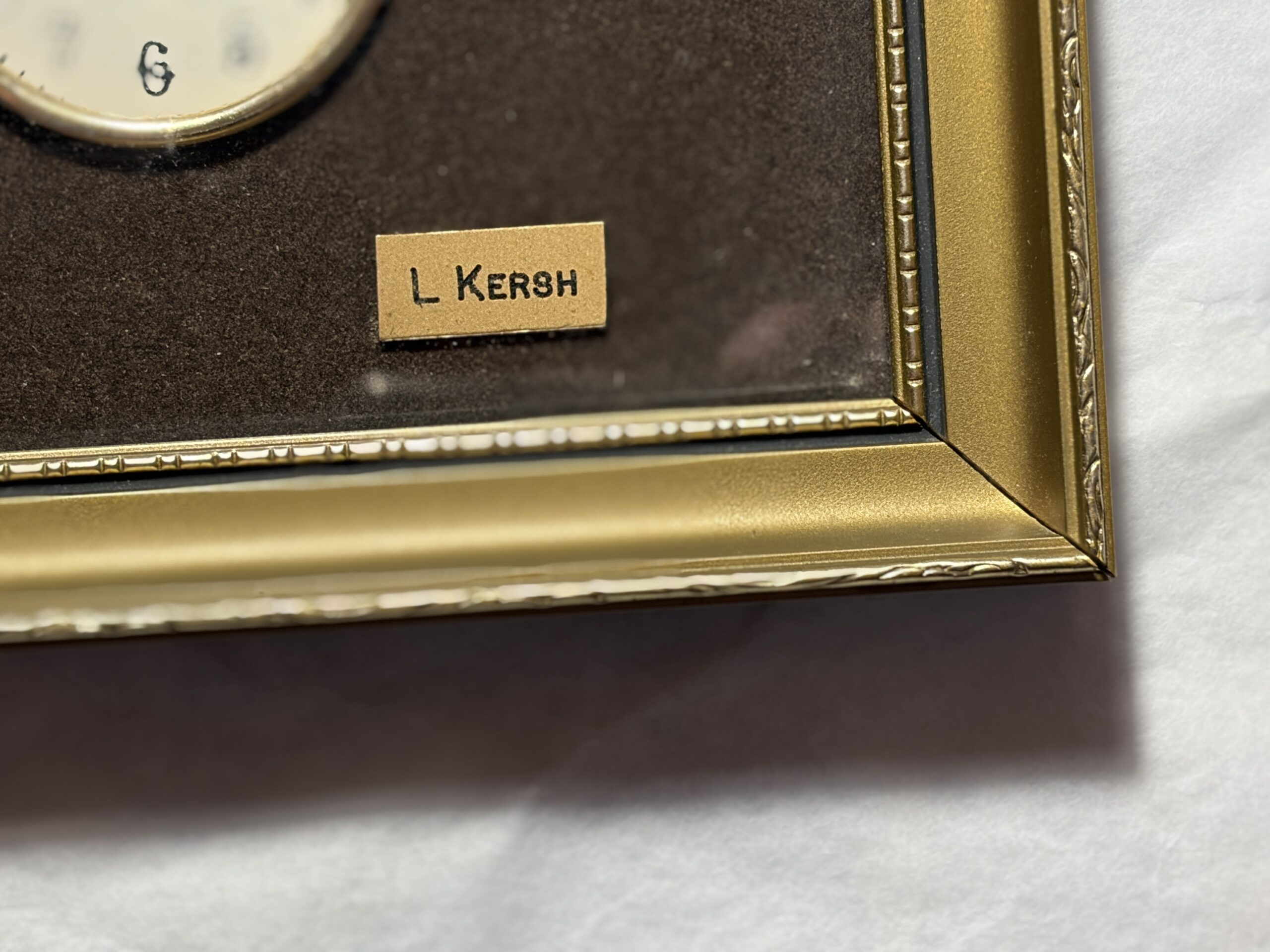 L. Kersh of London – Horological Collage "Renault" – vintage assemblagekunst van uurwerkonderdelen - Afbeelding 7