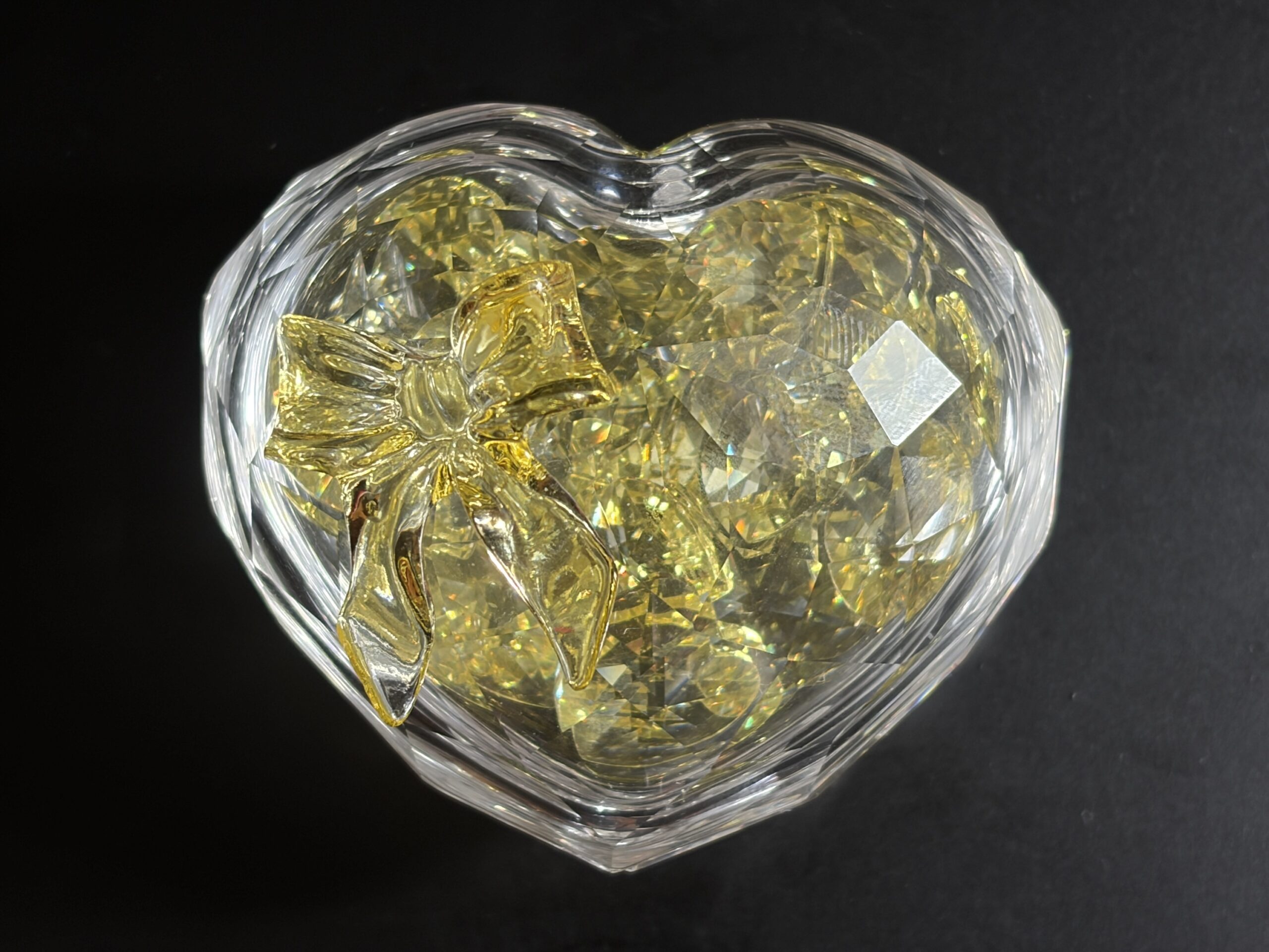 Prachtig Swarovski Kristallen Hart – Vol met Fonkelende Gele Hartjes! - Afbeelding 12